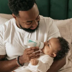 Dr. Brown's Dr. Brown's Anti-Colic Options+ Glass Baby Bottle - 4oz/2pk -Graco Sales GUEST 2ac37ecb b6b2 42fd 9c05 811a3cf52684