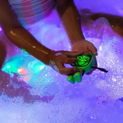 Glo Pals Character Pippa & 6 Green Light Up Water Cubes -Graco Sales GUEST 53d47519 7901 49e4 b278 a7b15c393e63