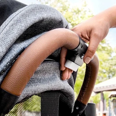 Evenflo Gold Otto Self Folding Stroller 21 Evenflo Gold Otto Self Folding Stroller - Image 19