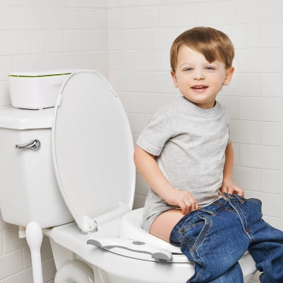 OXO Tot 2-IN-1 Go Potty - Gray 6 OXO Tot 2-IN-1 Go Potty - Gray - Image 4