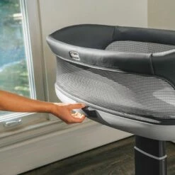 Chicco Close To You SE Bedside Bassinet - Charcoal -Graco Sales GUEST bd232fb4 bad1 41d3 956a 3f2073e47530