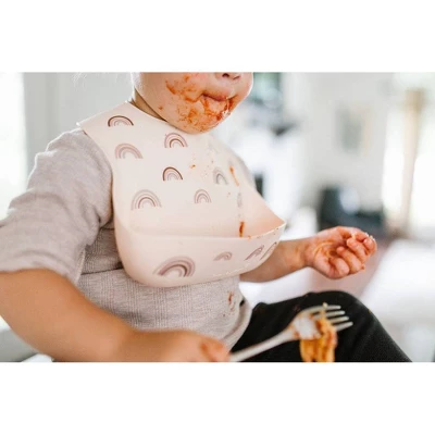 Loulou Lollipop Printed Silicone Bib - Rainbow 4 Loulou Lollipop Printed Silicone Bib - Rainbow - Image 2