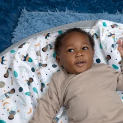 Little Muffincakes Plush Blanket - Ashton -Graco Sales GUEST caa39a88 f8a1 4464 b7bb a127e1ad40b0