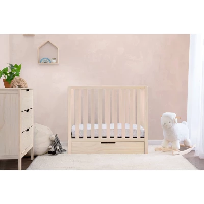 Carter's By DaVinci Colby 4-in-1 Convertible Mini Crib With Trundle 8 Carter's By DaVinci Colby 4-in-1 Convertible Mini Crib With Trundle - Image 6