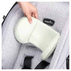 Evenflo LiteMax Infant Car Seat -Graco Sales GUEST f2b3ce5c ab61 4526 890e e6d17b4beb83